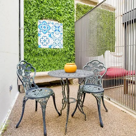 The Bitcoin Chapel Iconic Luxury Апартаменты