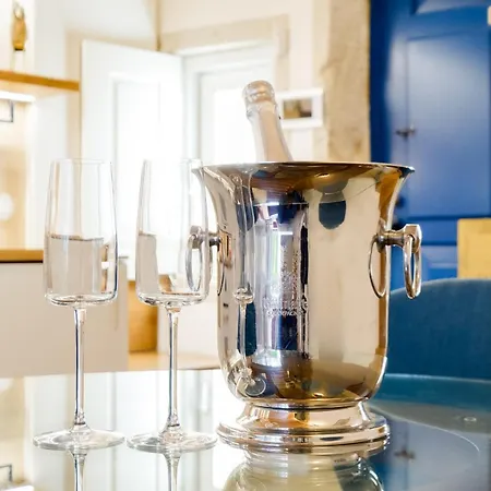 The Bitcoin Chapel Iconic Luxury Appartement *