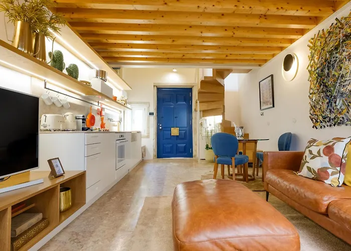 The Bitcoin Chapel Iconic Luxury Порту