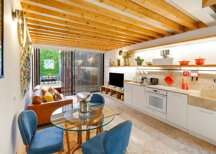 Апартаменты The Bitcoin Chapel Iconic Luxury *